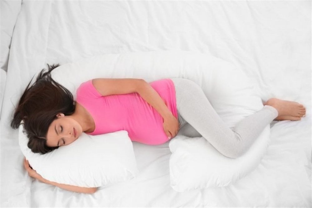 وضع النوم الصحي في الشهر الرابع من الحمل