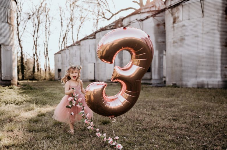 تطور طفلك البالغ ثلاث سنوات