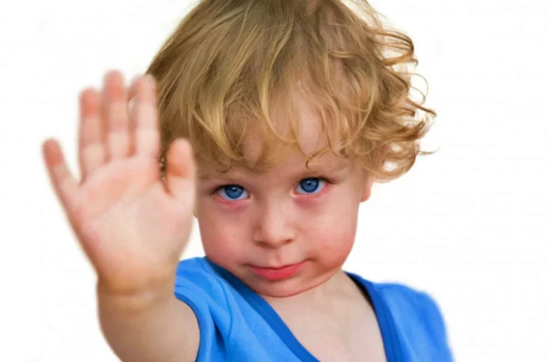 الأدوية التي لا يجب أن نقوم بإعطائها للطفل الأدوية التي لا يجب أن نقوم بإعطائها للطفل