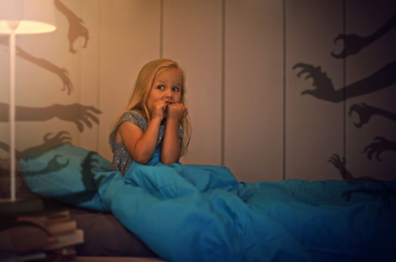 تطور طفلك البالغ ثلاث سنوات ( الشهر الثالث )