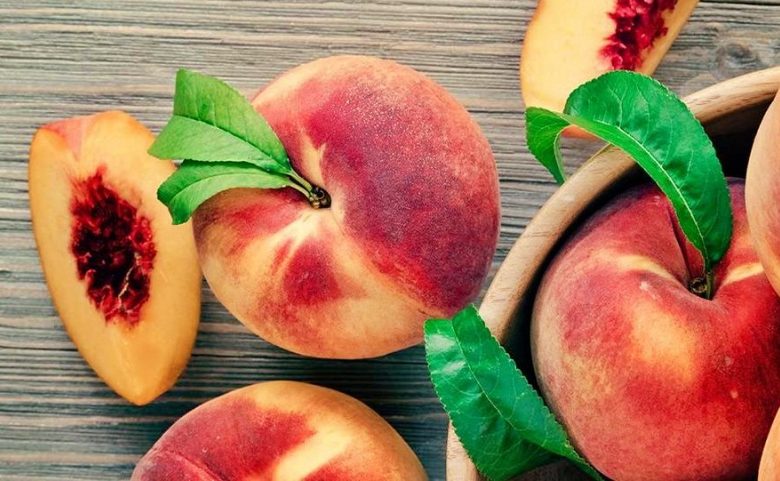 الخوخ وأهم الفوائد الصحية له