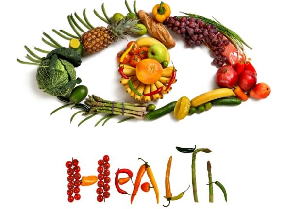 أهم الفيتامينات التي يجب تناولها لصحة العين