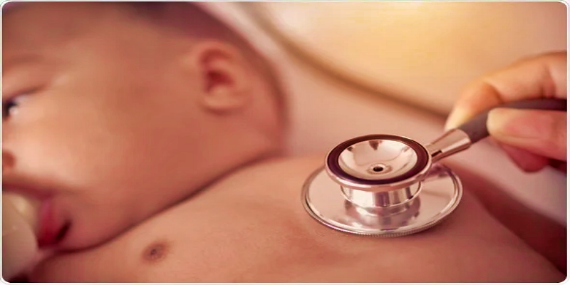 ما هو علاج الشفاه الداكنة عند الأطفال الرضع؟
