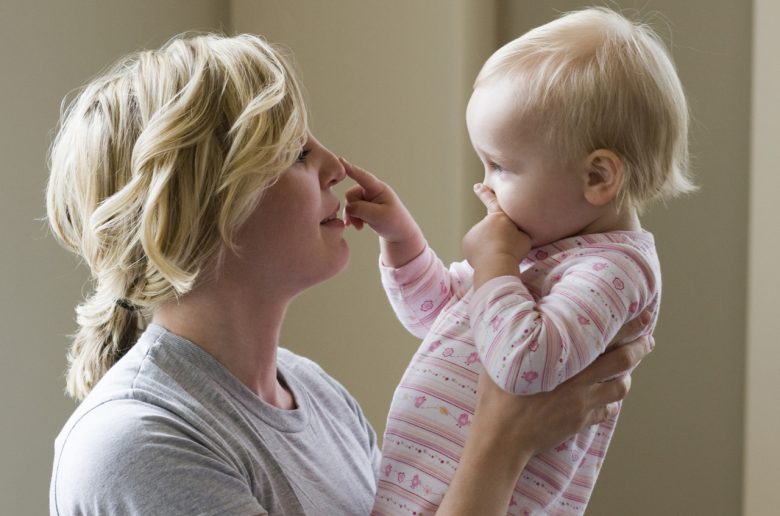 متى يمكن لطفلك تعلم أجزاء الجسم ؟