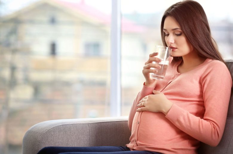 طرق علاجية لزيادة السائل الأمنيوسي في الرحم