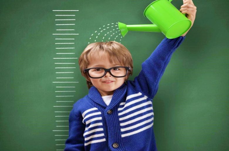 إليكي.. أهم المعلومات عن معاناة طفلك من قصر القامة