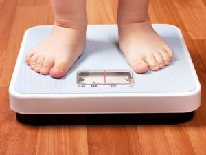 تحديد هدفًا لإنقاص الوزن ضمن قدرات طفلك  الخاصة