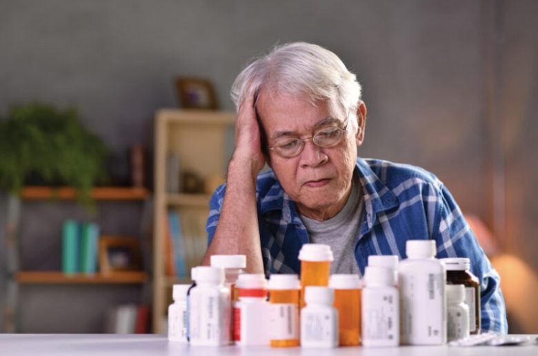 6 أدوية بدون وصفة طبية تشكل خطورة على كبار السن