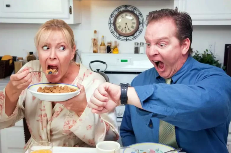 تناول الطعام بشكل سريع والآثار السلبية المترتبة على هذا الأمر