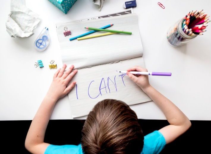 عسر الكتابة