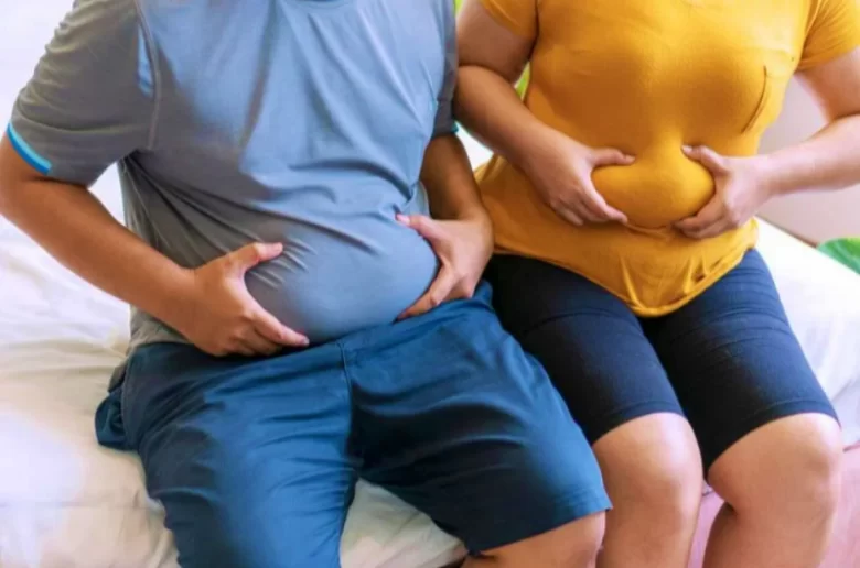 5 أسباب شائعة تؤدي إلى إكتساب دهون البطن