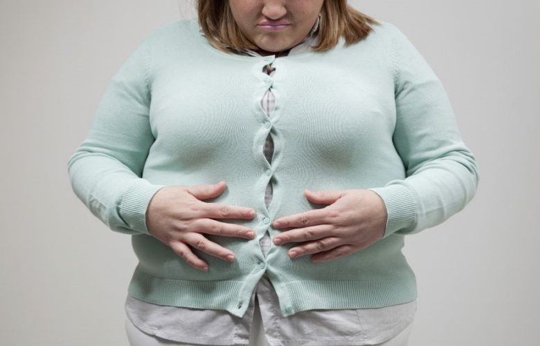 6 عواقب مرضية تنتج عن حدوث السمنة في منطقة البطن
