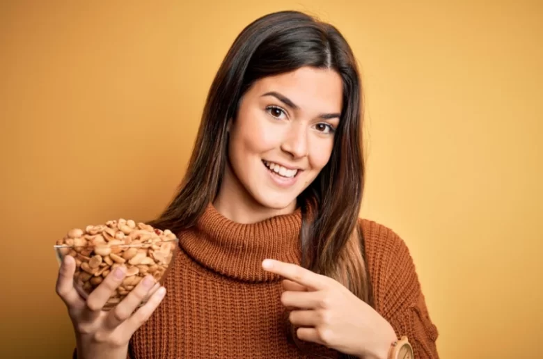 مكسرات رمضانية.. الفول السوداني وأهم الفوائد الصحية