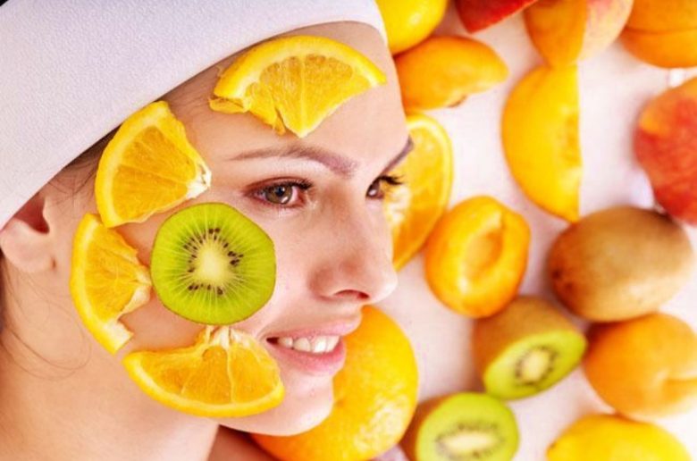 7 فواكه فعالة في العمل على تجميل البشرة