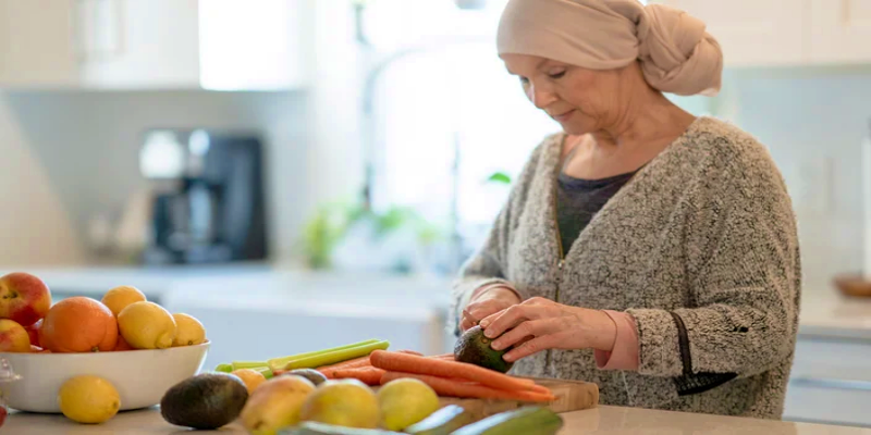 أهمية النظام الغذائي للأشخاص المصابين بسرطان المبيض