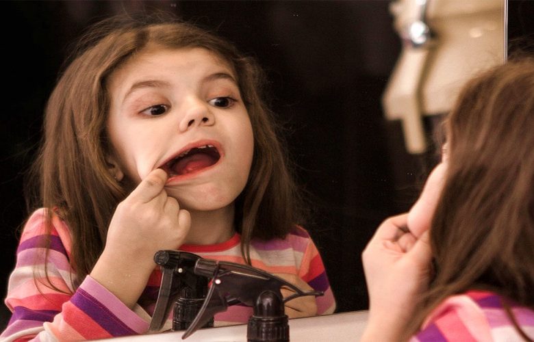 التقرحات الفموية خلال مرحلة الطفولة وطرق الرعاية المثالية للتغلب عليها التقرحات الفموية خلال مرحلة الطفولة وطرق الرعاية المثالية للتغلب عليها