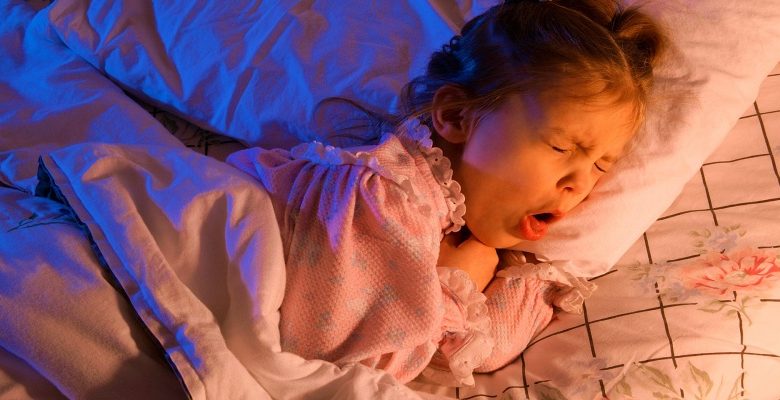 الأعراض المقلقة التي تظهر على الأطفال المصابين بالسعال الديكي الأعراض المقلقة التي تظهر على الأطفال المصابين بالسعال الديكي