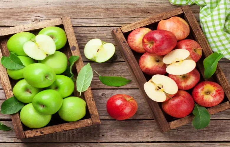 الآثار الجانبية المترتبة على تناول فاكهة التفاح بكثرة