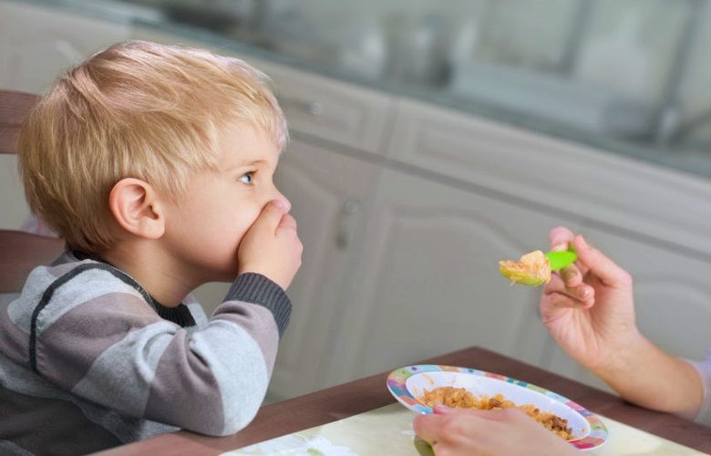 أفضل العناصر الغذائية للأطفال مرضى الخناق الحنجري