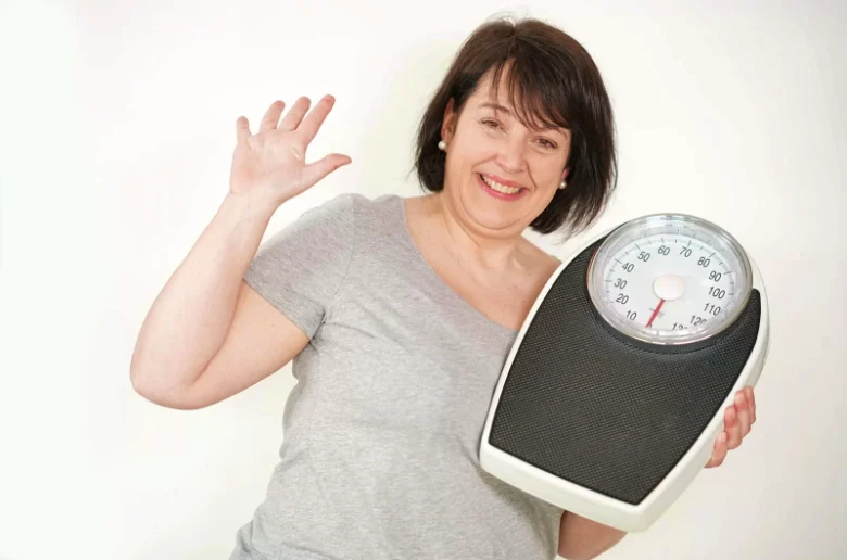 5 طرق لمساعدة النساء على إنقاص أوزانهن أثناء انقطاع الطمث