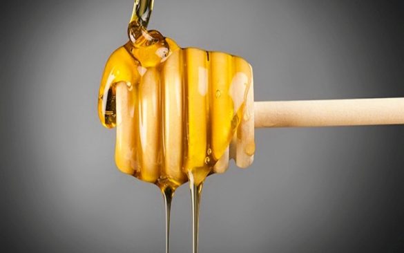 7 أطعمة ينبغي تجنب مشاركتها مع العسل