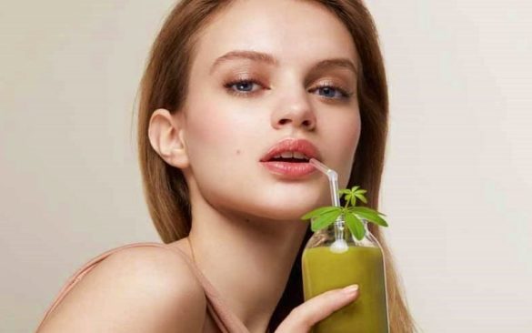 وصفات عصائر سريعة وسهلة تدعم عملية تجميل البشرة
