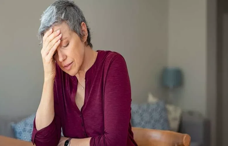 العلامات التحذيرية الدالة على ضعف المناعة لدى النساء بعد انقطاع الطمث العلامات التحذيرية الدالة على ضعف المناعة لدى النساء بعد انقطاع الطمث