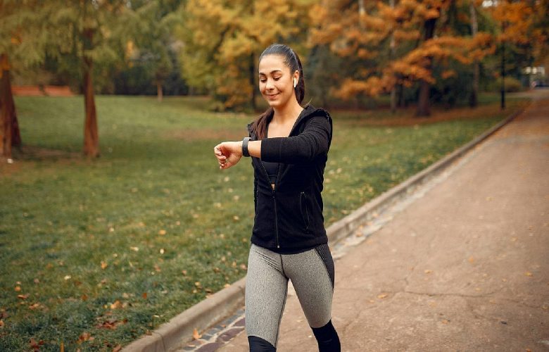 ما هو نظام المشي 6-6-6؟ وكيف يكون مفيد للصحة البدنية؟