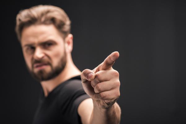 5 أساليب فعالة لإكتشاف السلوك العدواني في الأشخاص الآخرين