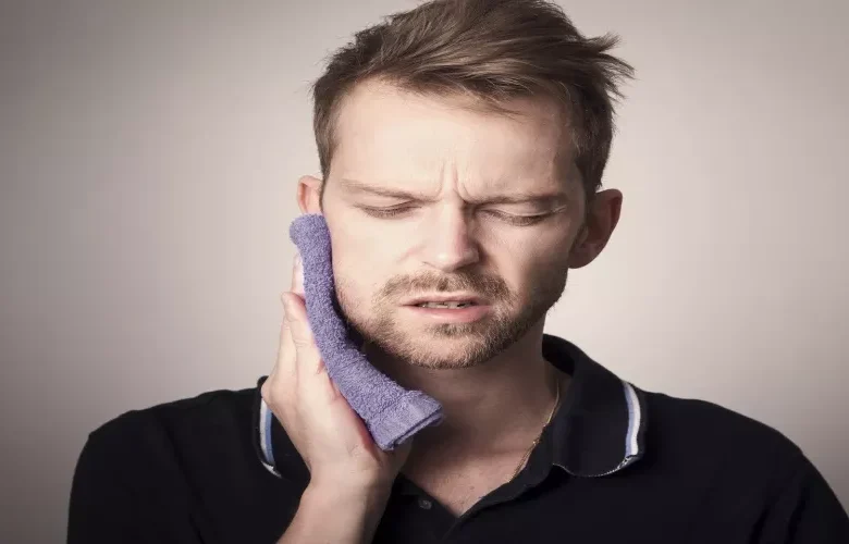 العلاقة بين التهاب الأسنان وتورم الغدد الليمفاوية