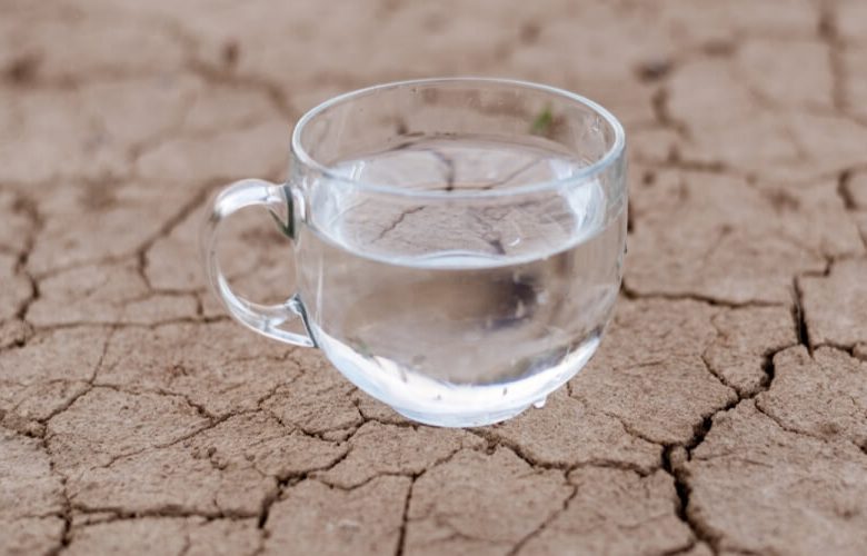 الشعور بالجفاف بعد شرب الماء