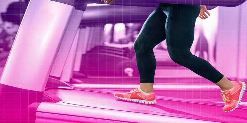 ما هي المعايير الصحية لممارسة روتين المشي بطريقة 12-3-30؟