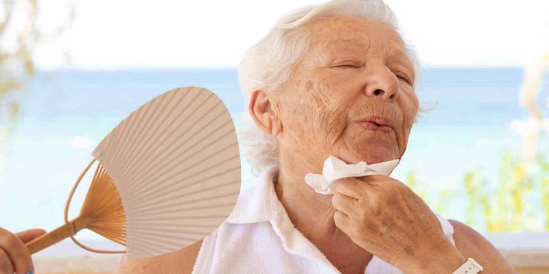 ما هي أهم الأمراض الشائعة التي تصيب كبار السن خلال الأجواء الحارة؟