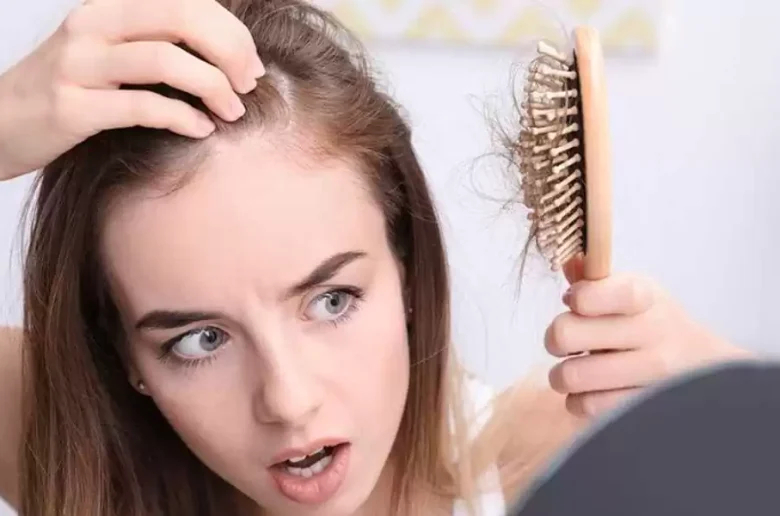 أمراض مناعية ذاتية تؤدي إلى تساقط الشعر أمراض مناعية ذاتية تؤدي إلى تساقط الشعر