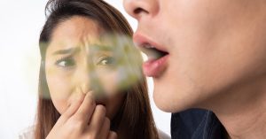 حول رائحة النفس الكريهة ذات الصلة بمشكلات الأمعاء