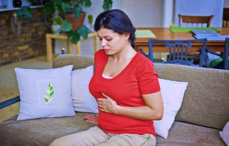 كيف نستطيع التعامل مع أزمة عسر الهضم؟