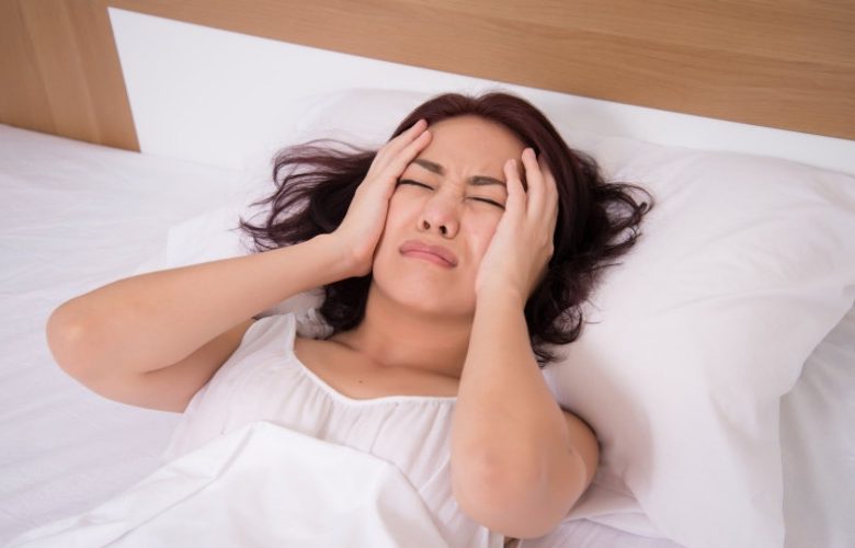 لماذا تسبب حالة نقص التروية الدماغية حدوث المعاناة من الأرق؟