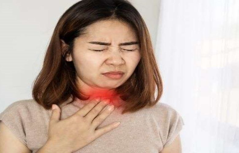 ما هي المضاعفات الناتجة عن الإصابة بالتهاب البلعوم الحاد؟