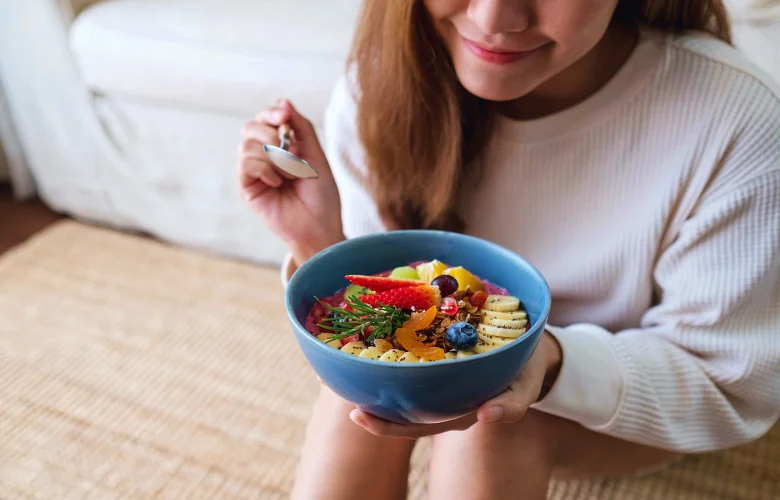 3 طرق بسيطة لمساعدة الجسم على امتصاص الفيتامينات بكفاءة أكبر