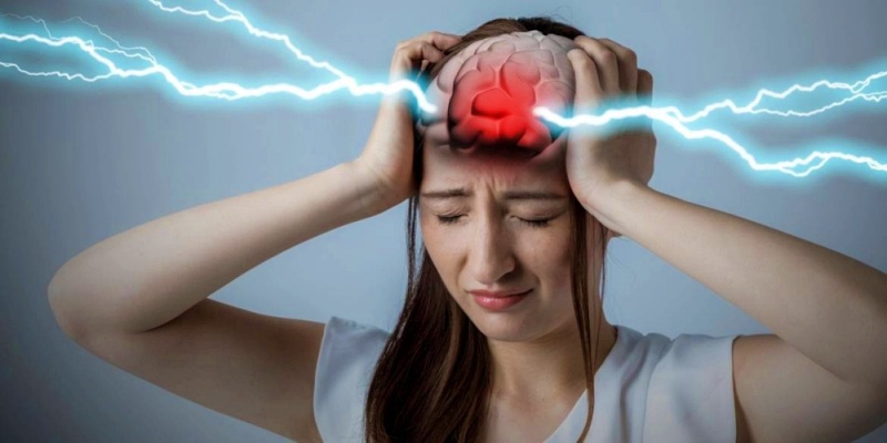 أعراض النزيف الدماغي