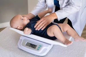 تأخر النمو لدى الرضع 
