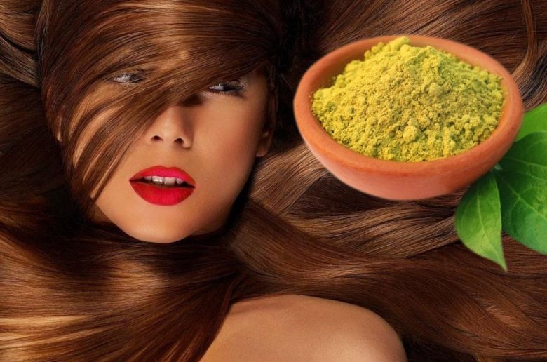 تطبيق الحناء على الشعر في فصل الصيف تطبيق الحناء على الشعر في فصل الصيف