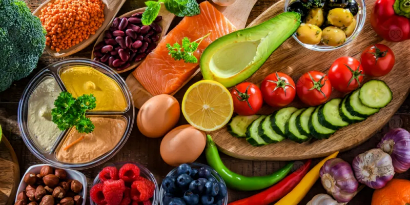 تناول مجموعة متنوعة من الأطعمة يوميا