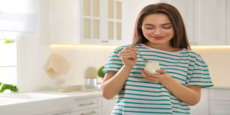 ما هي فوائد وعيوب تناول الزبادي قبل الوجبات؟