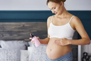 مكونات مستحضرات التجميل الممنوعة أثناء الحمل