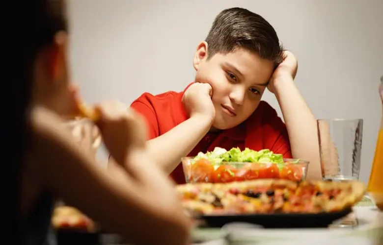 الأمراض الغذائية الشائعة عند المراهقين الأمراض الغذائية الشائعة عند المراهقين