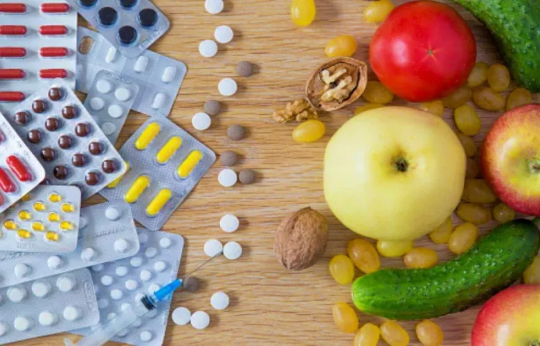 ما هي الآلية الصحية للتعامل مع التفاعلات بين الغذاء والدواء؟