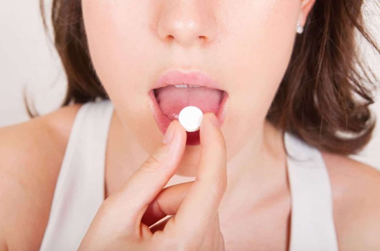 مخاطر تناول الأدوية الطبية بدون ماء