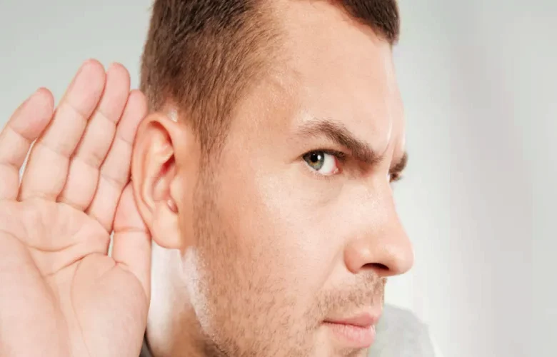 هل التهابات الأذن تتسبب في حدوث الصمم؟