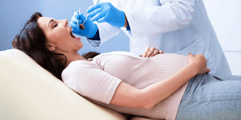 الحامل وأهمية الذهاب إلى طبيب الأسنان